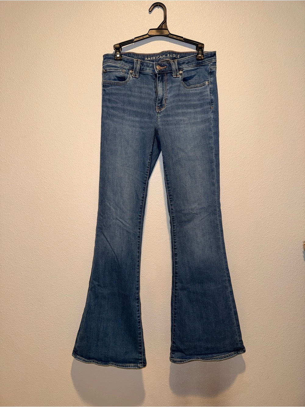 AMERICAN EAGLE Next Level Stretch Women’s Blue Flare Jeans